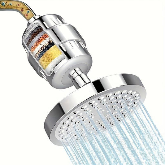 Ein 20-stufiges Filtersystem entfernt Chlor und Schadstoffe und liefert so enthärtetes Wasser für die Duschköpfe im Badezimmer.