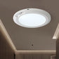 Wiederaufladbare Deckenleuchte mit Bewegungssensor, diese tragbare LED-Leuchte ist energieeffizient und wird mit Fernbedienung geliefert.  Es bietet drei einstellbare Lichtfarben und mehrere Helligkeitsstufen, so dass es für Innenschränke geeignet ist